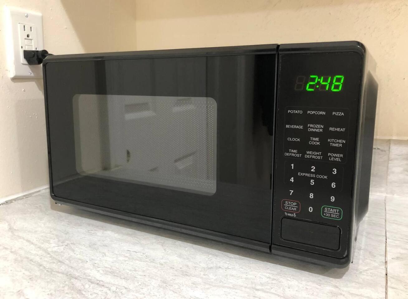 Spacious And Private Apartment With 3 Bedrooms And 1 Bathroom Near Newark International Airport Ewr And New York City Ngoại thất bức ảnh
