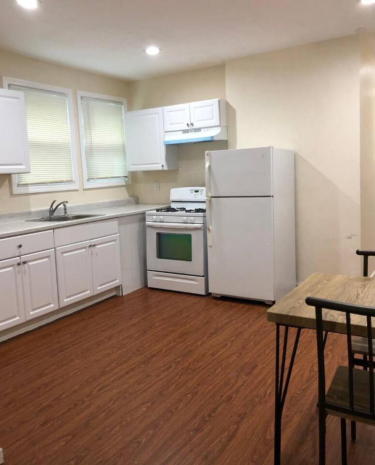 Spacious And Private Apartment With 3 Bedrooms And 1 Bathroom Near Newark International Airport Ewr And New York City Ngoại thất bức ảnh